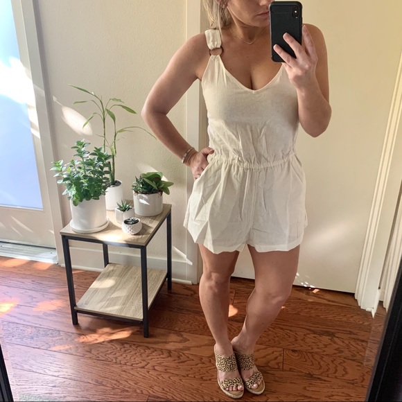 | skyline linen romper | - Picture 2 of 4